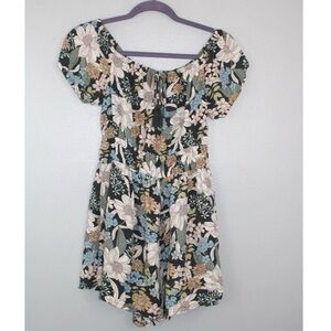 American Eagle Romper in EUC